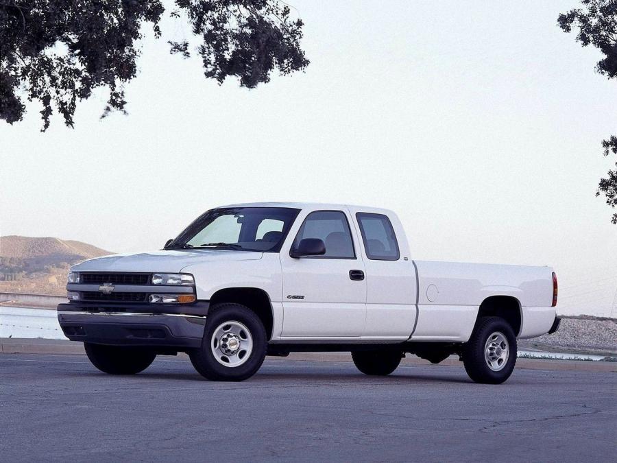  Chevrolet Silverado Extended Cab 1999 года  (фото 9 из 16)